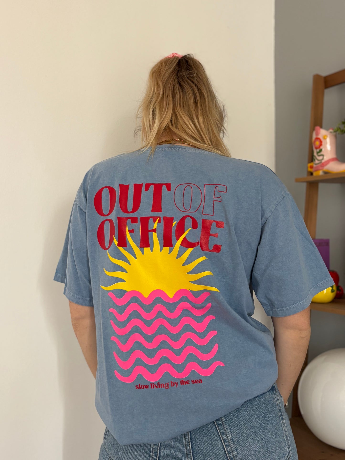 T-shirt OUT OF OFFICE Bleu