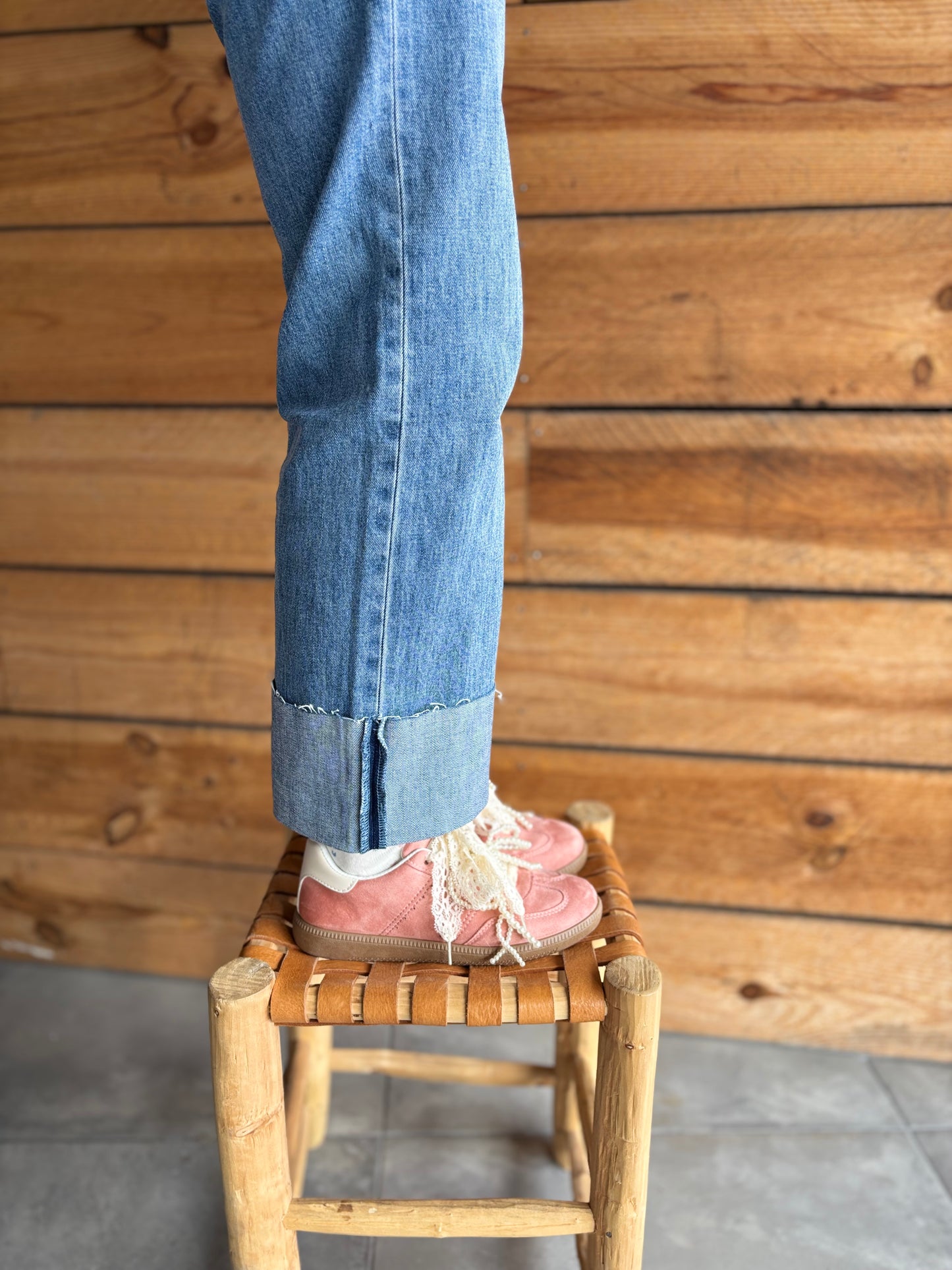 Baskets rose avec lacets dentelles