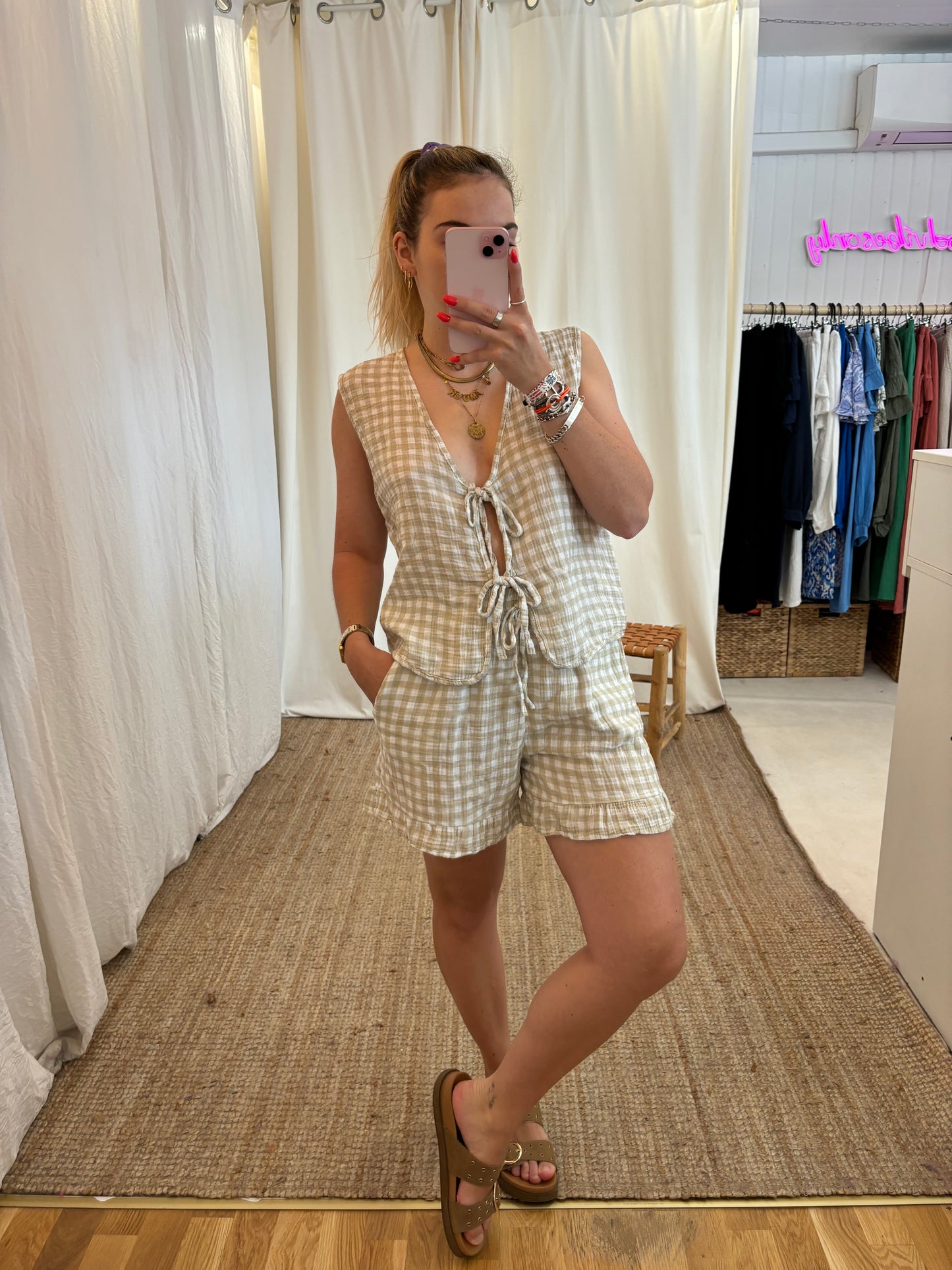 Short SAM Beige