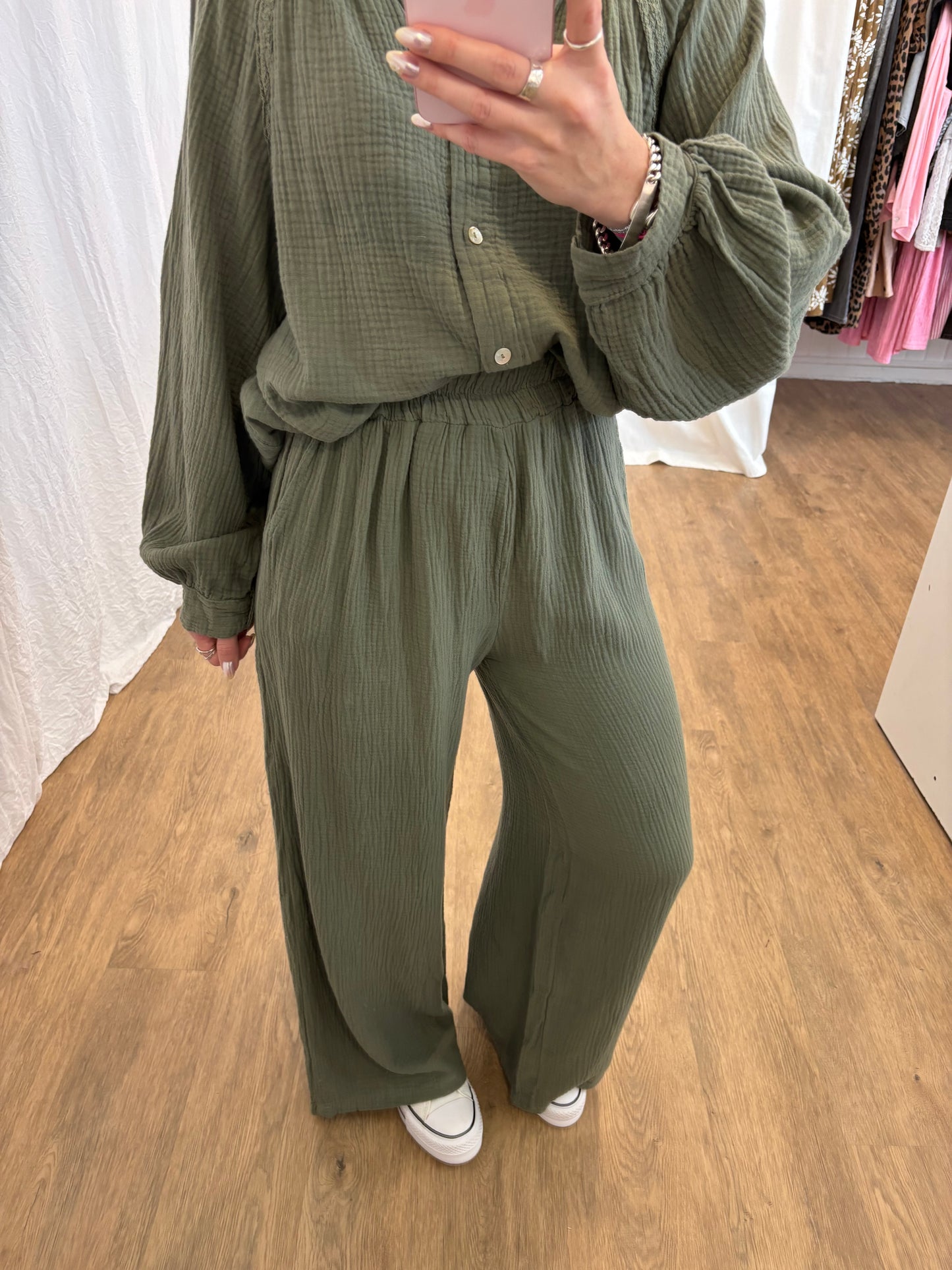 Pantalon LYA Kaki