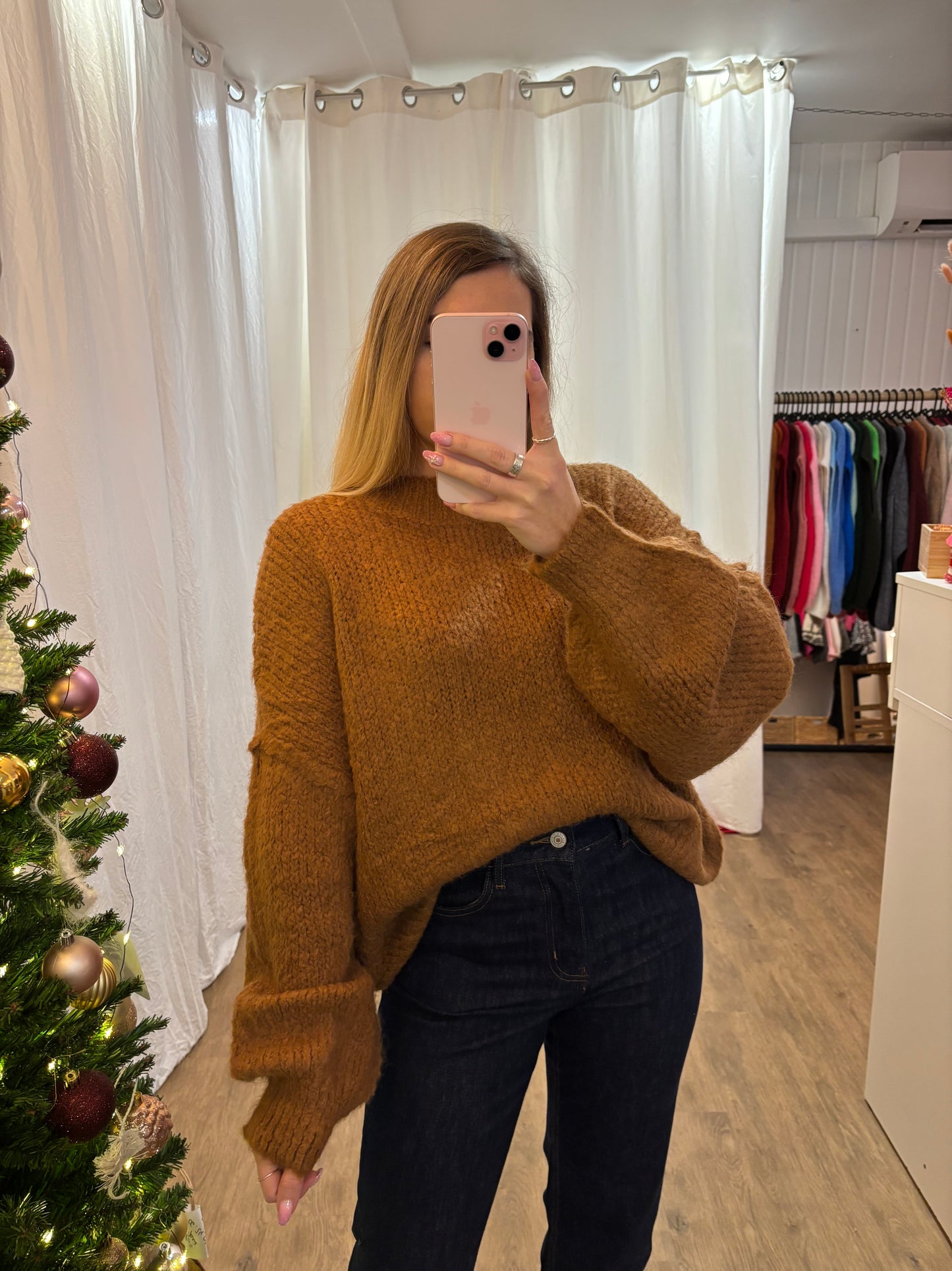 Pull LOIS Camel