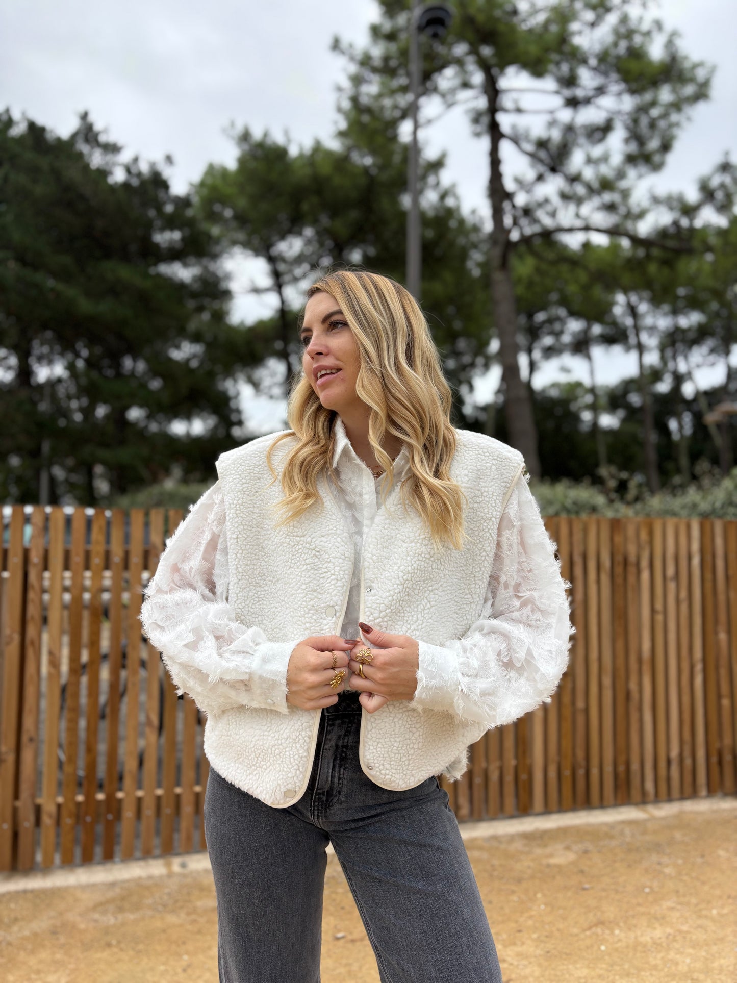 Veste sans manches ABY Ăcru