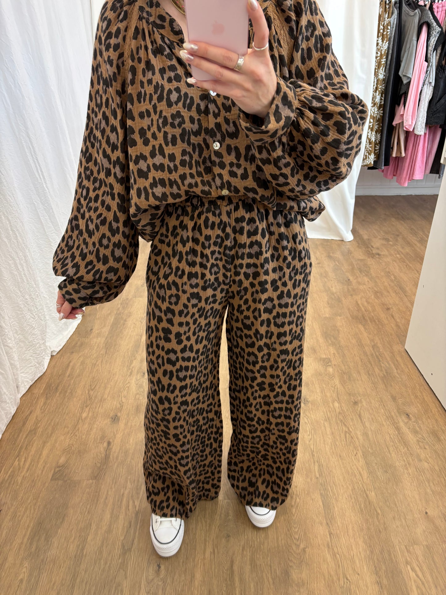 Pantalon LYA Léopard Camel