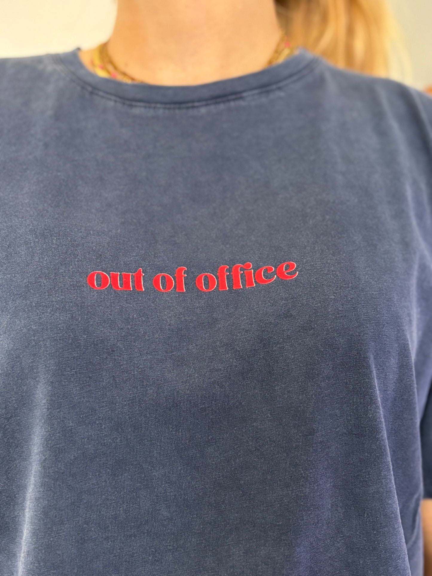 T-shirt OUT OF OFFICE Bleu marine