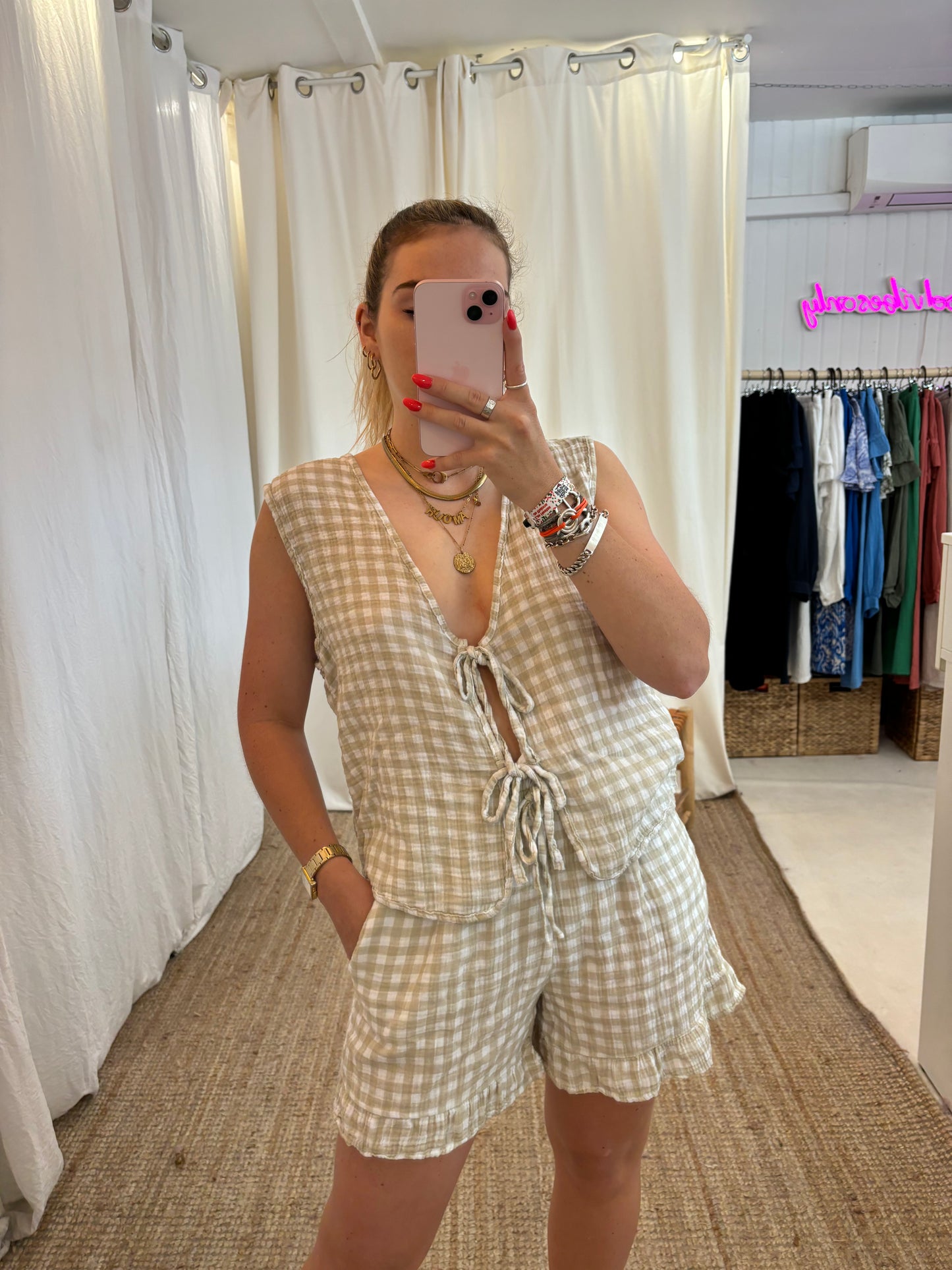 Short SAM Beige