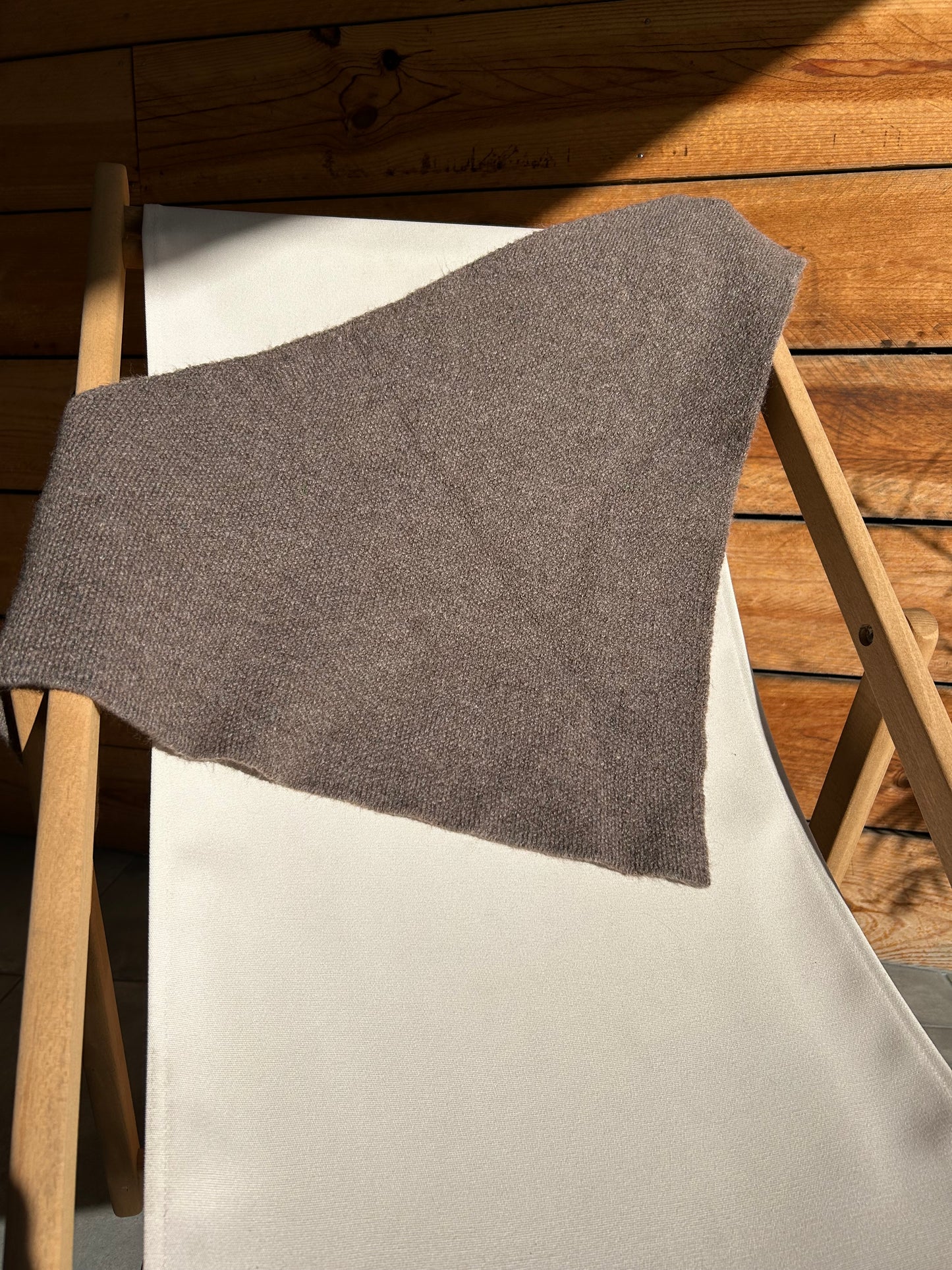 Écharpe triangle unie