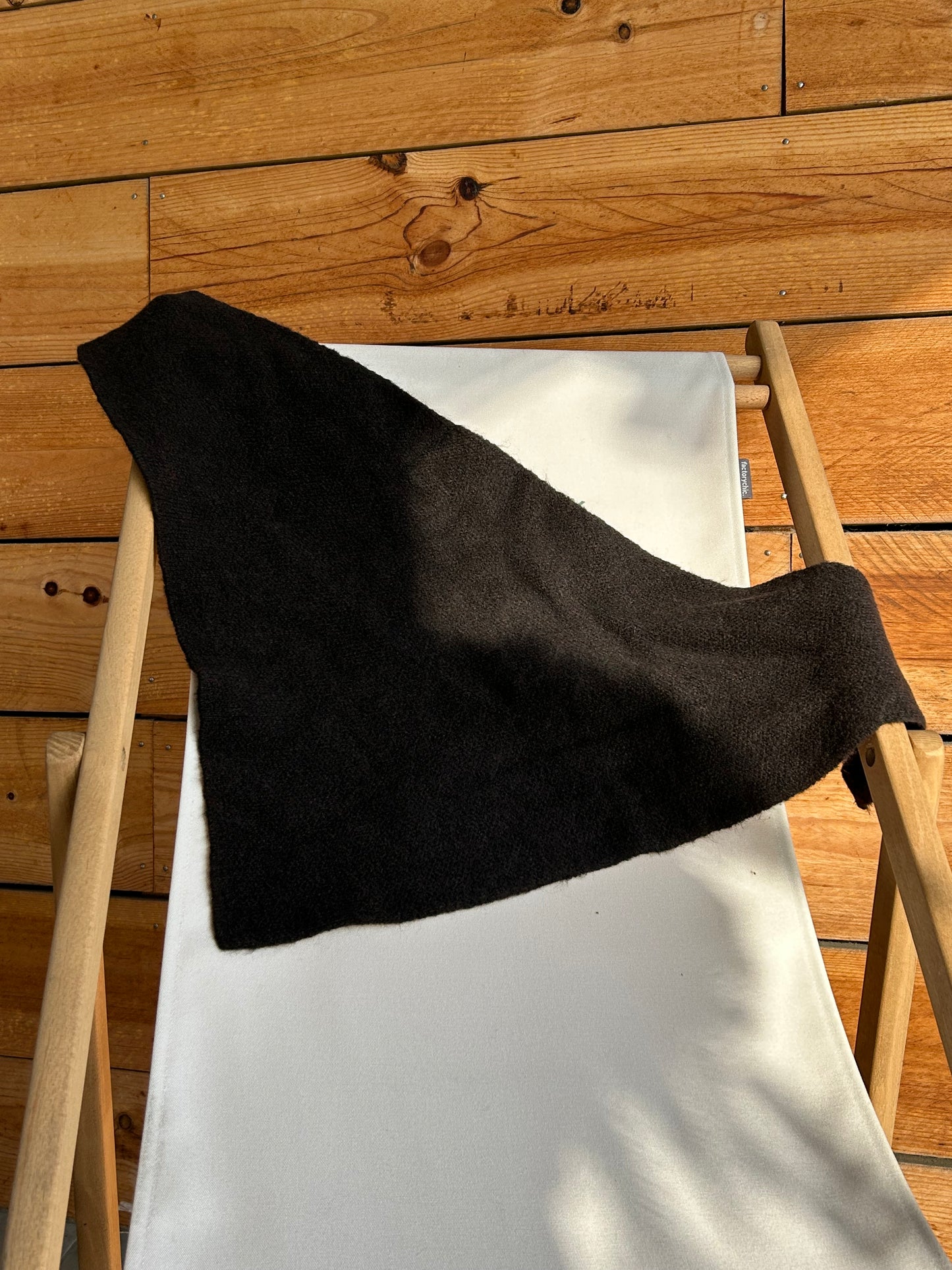 Écharpe triangle unie