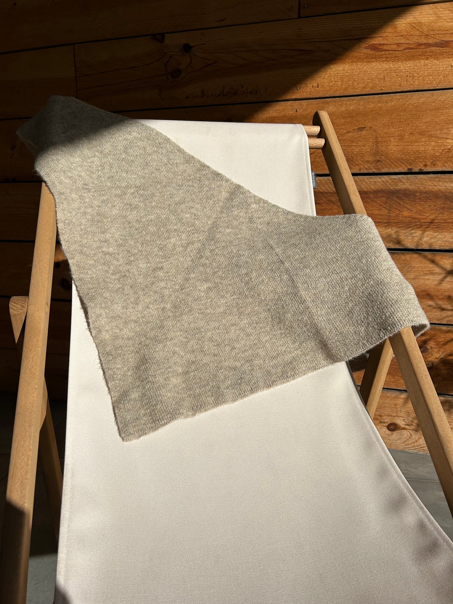 Écharpe triangle unie