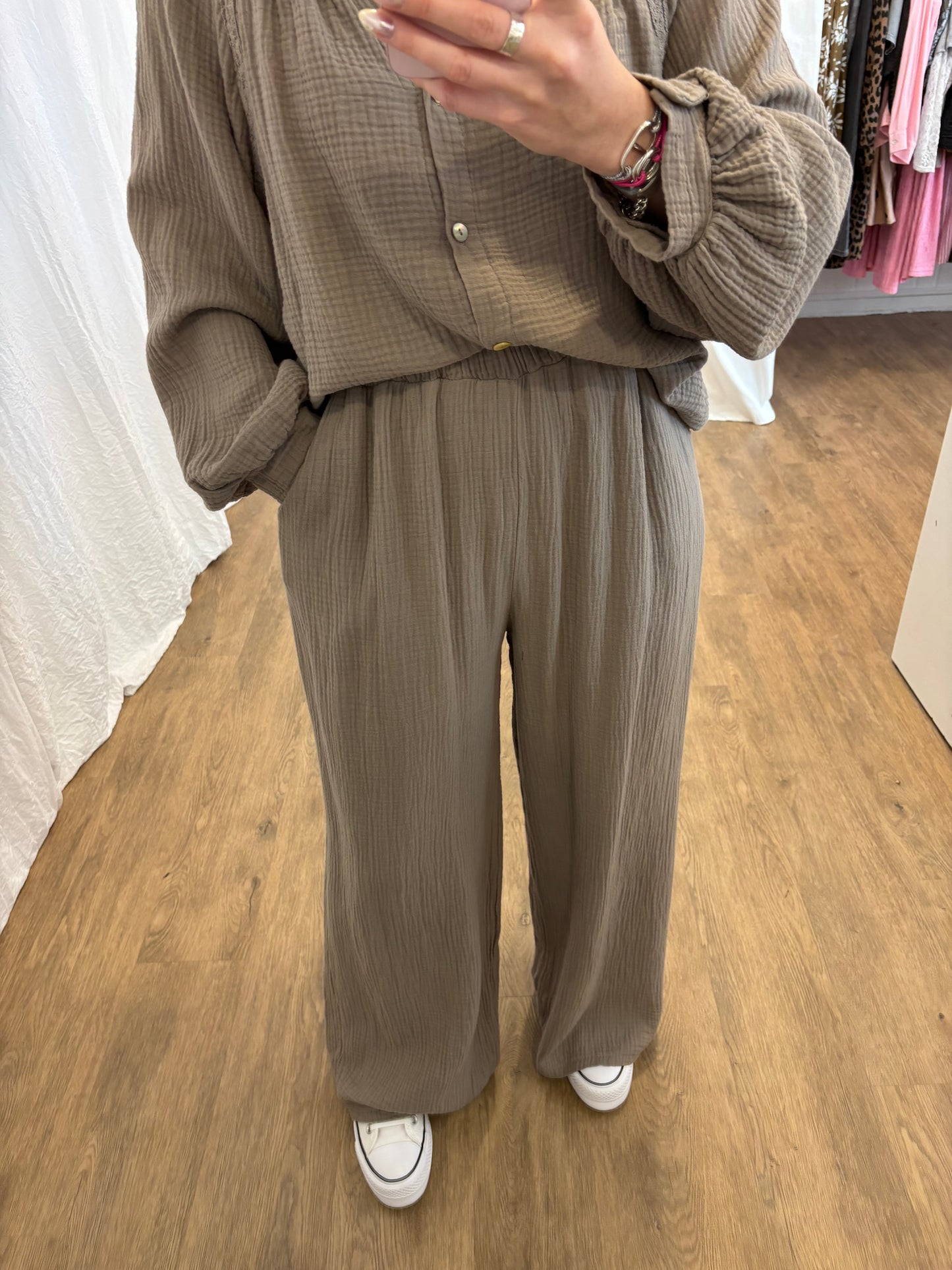 Pantalon LYA Taupe