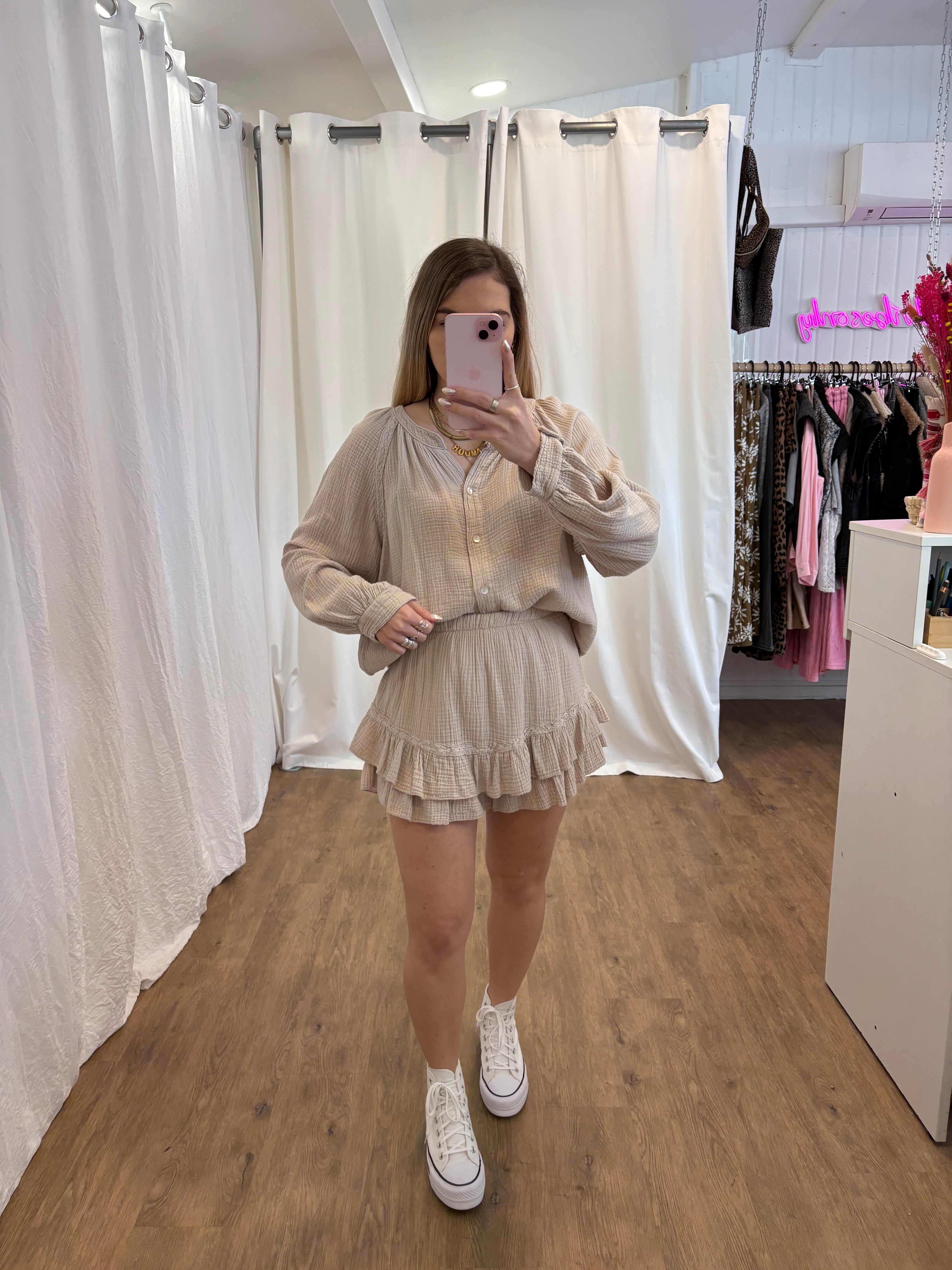 Short LYA Beige