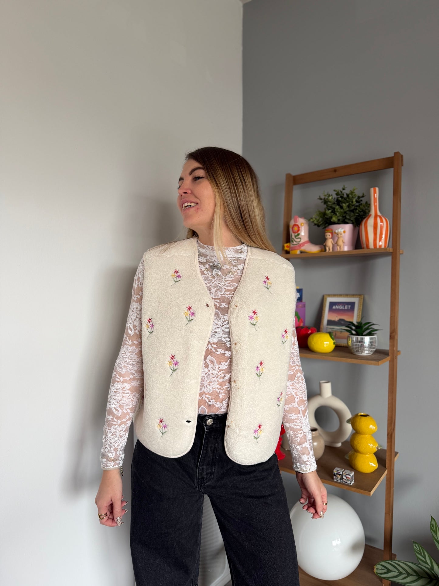 Veste sans manches petite FLEURS Écru