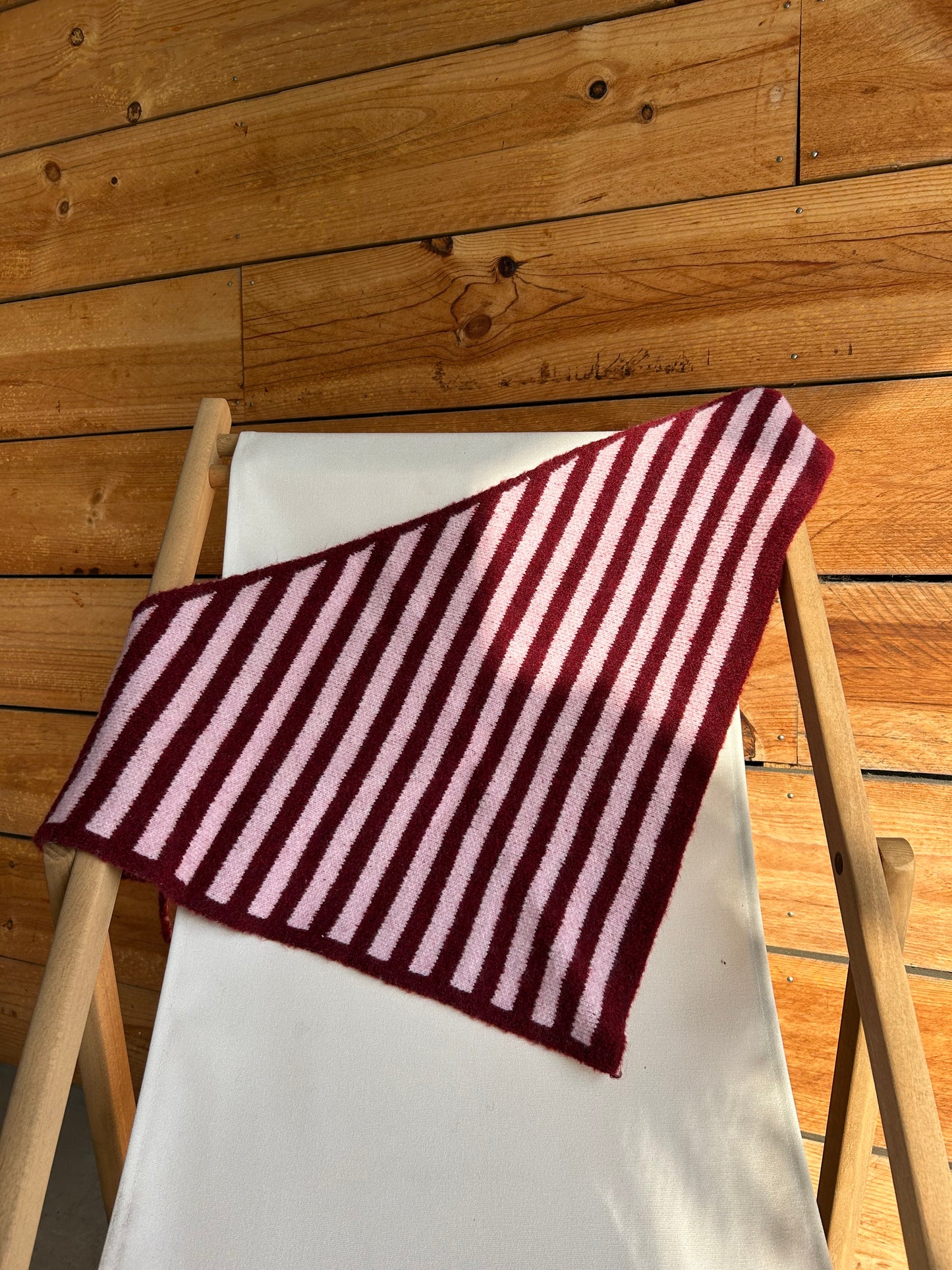 Écharpe triangle motifs