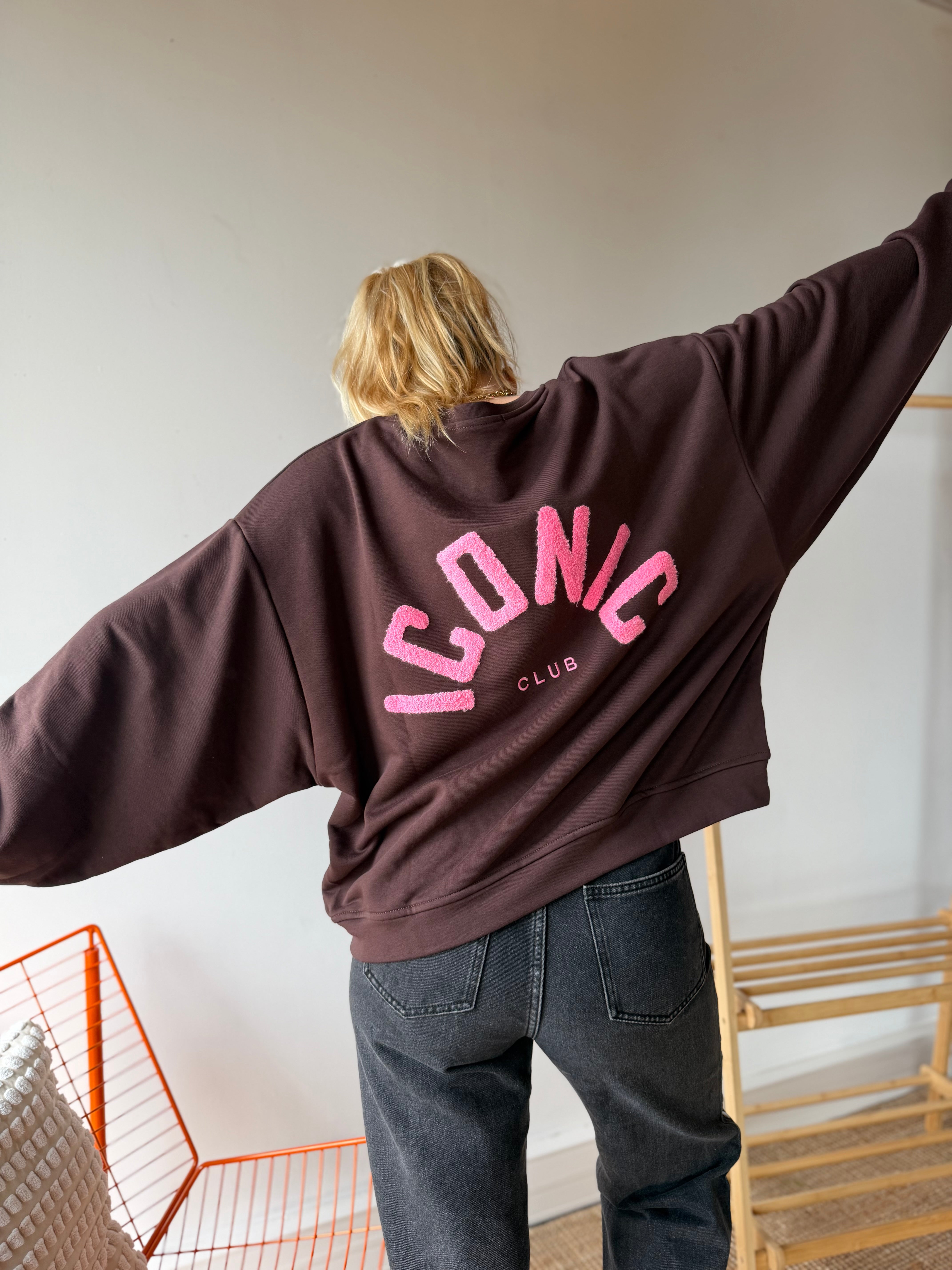 Sweat ICONIC CLUB Chocolat