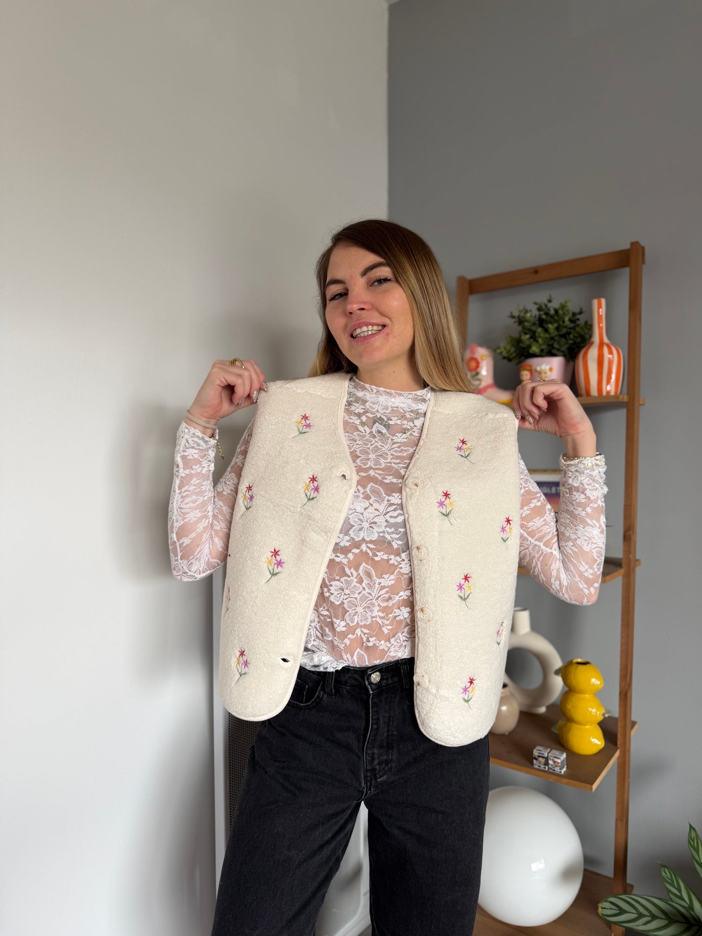 Veste sans manches petite FLEURS Écru