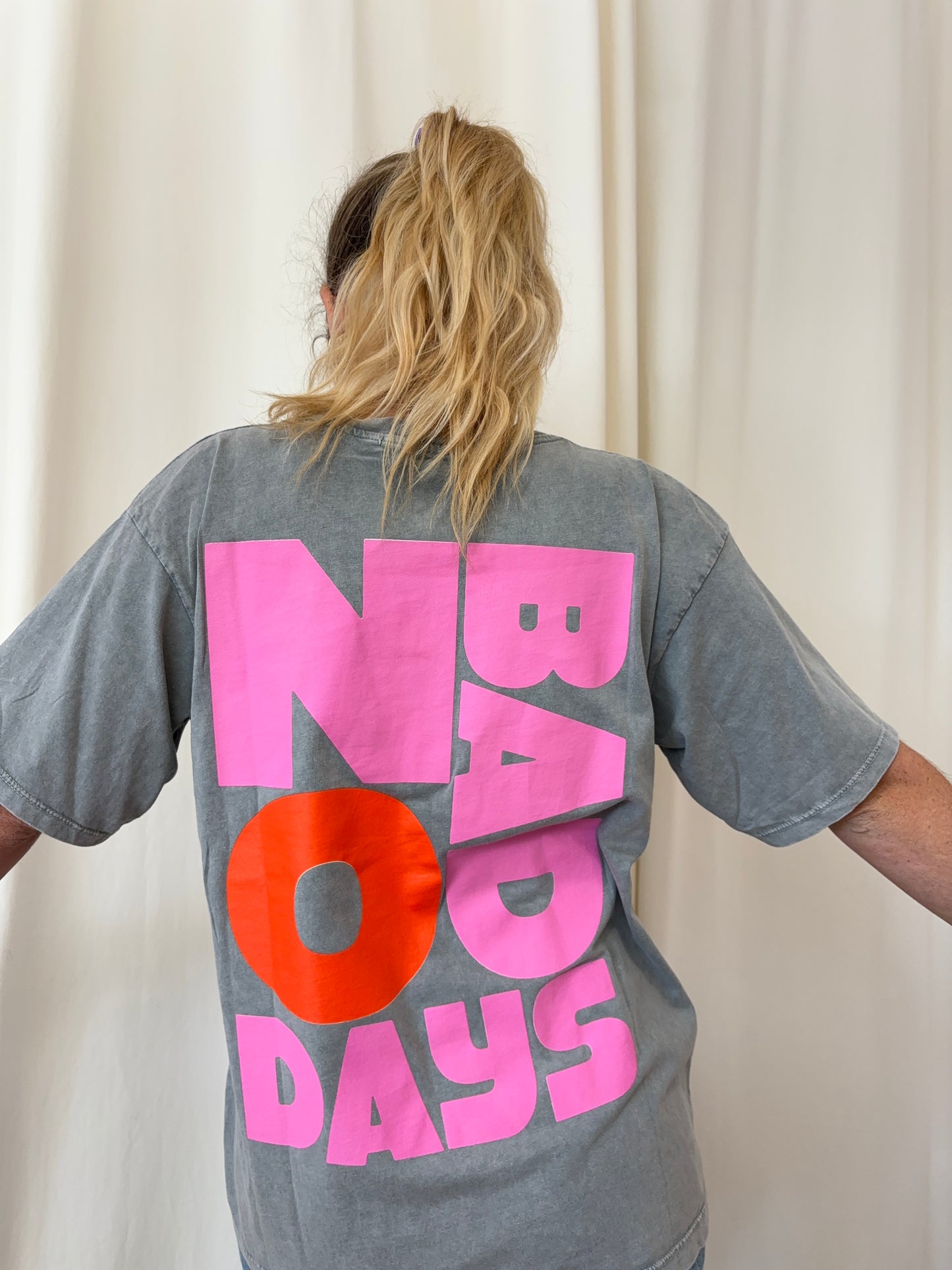 T-shirt NO BAD DAYS Gris