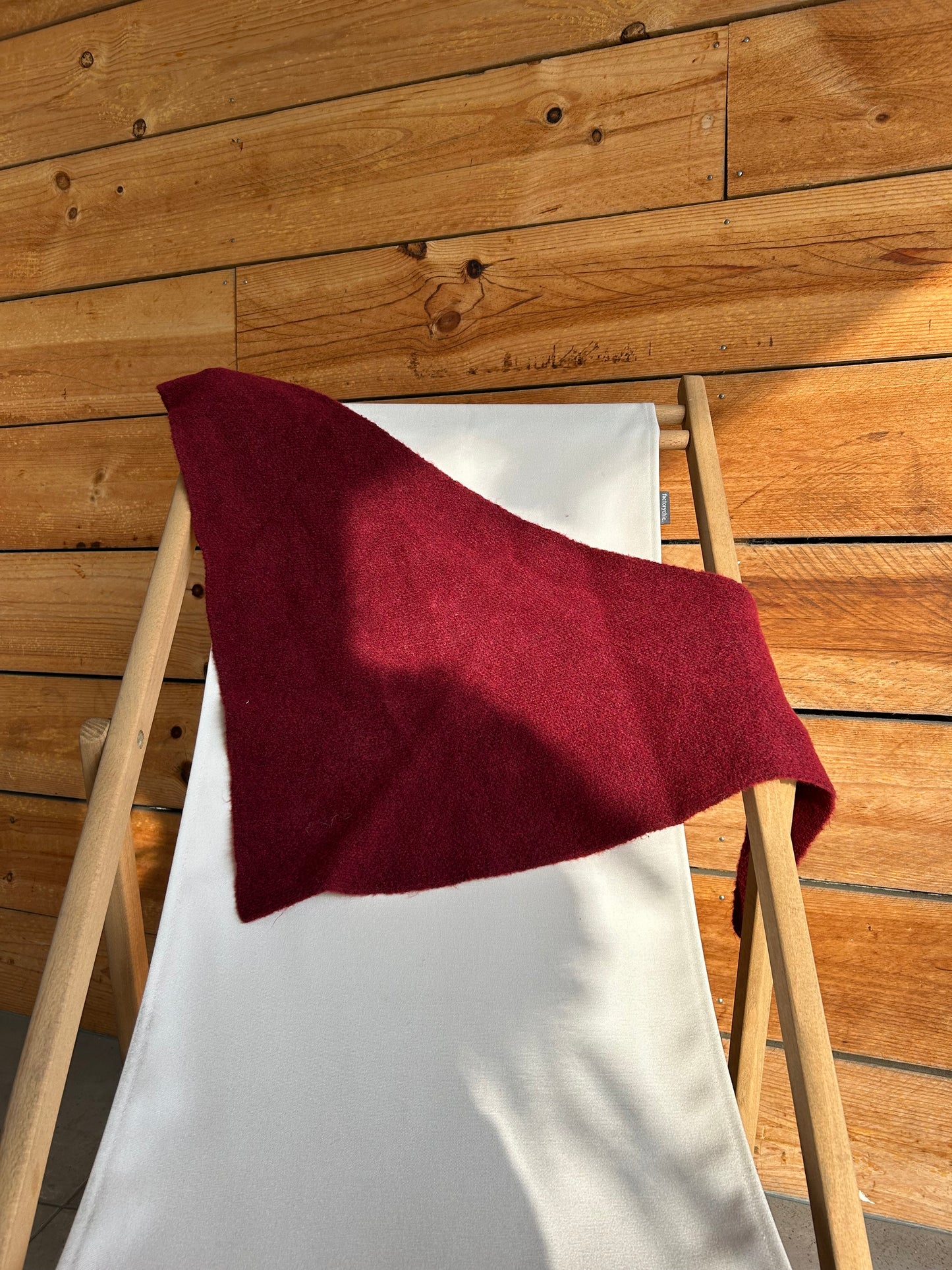 Écharpe triangle unie