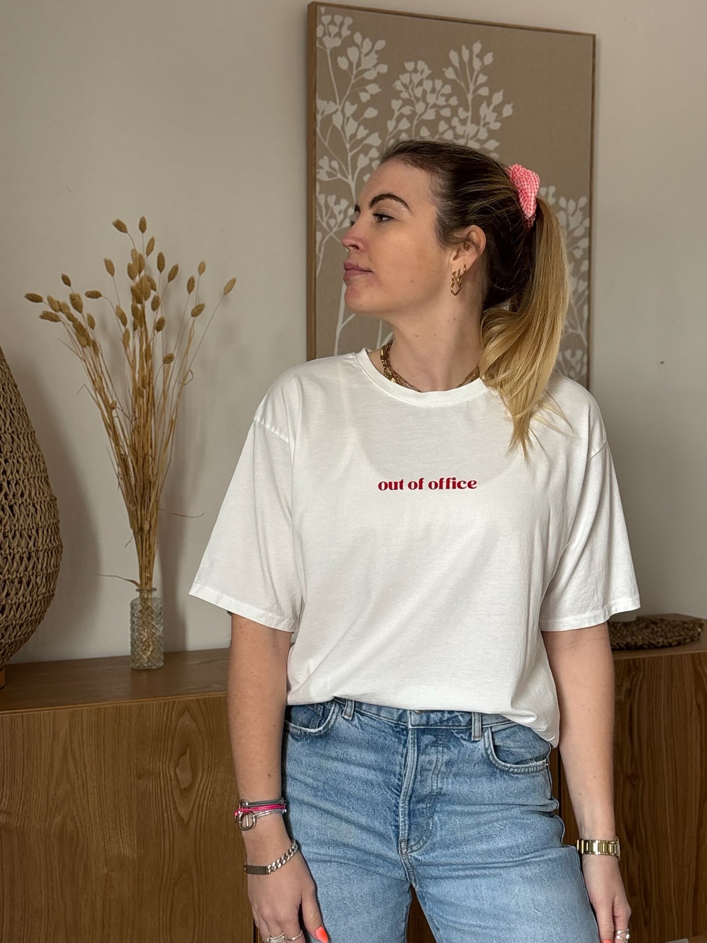T-shirt OUT OF OFFICE Blanc