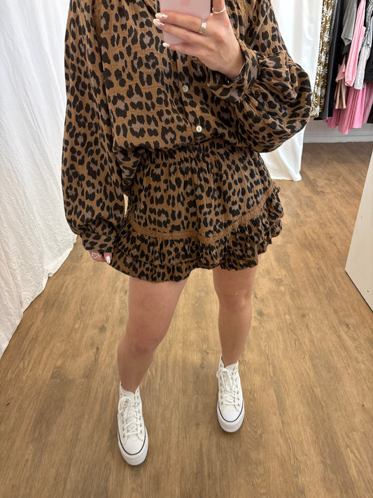Short LYA Léopard Camel