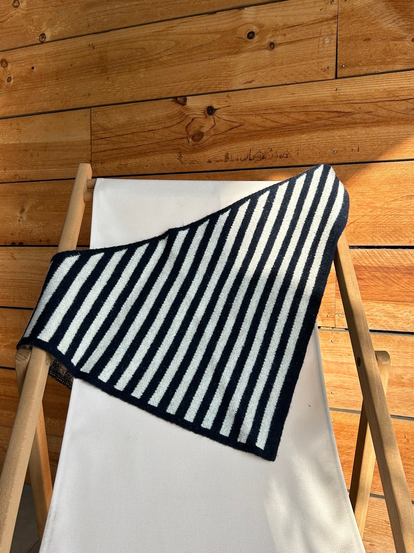 Écharpe triangle motifs