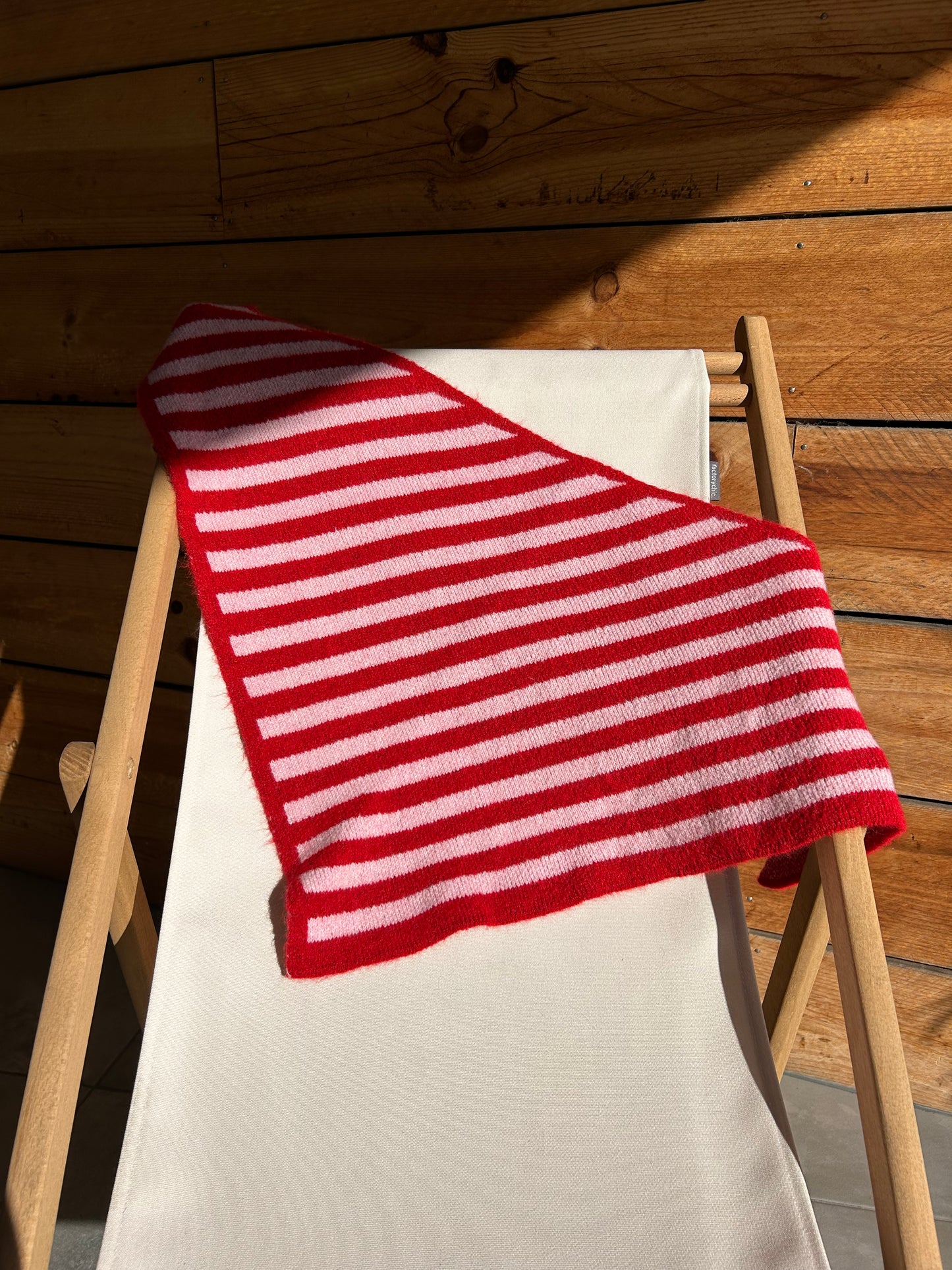 Écharpe triangle motifs