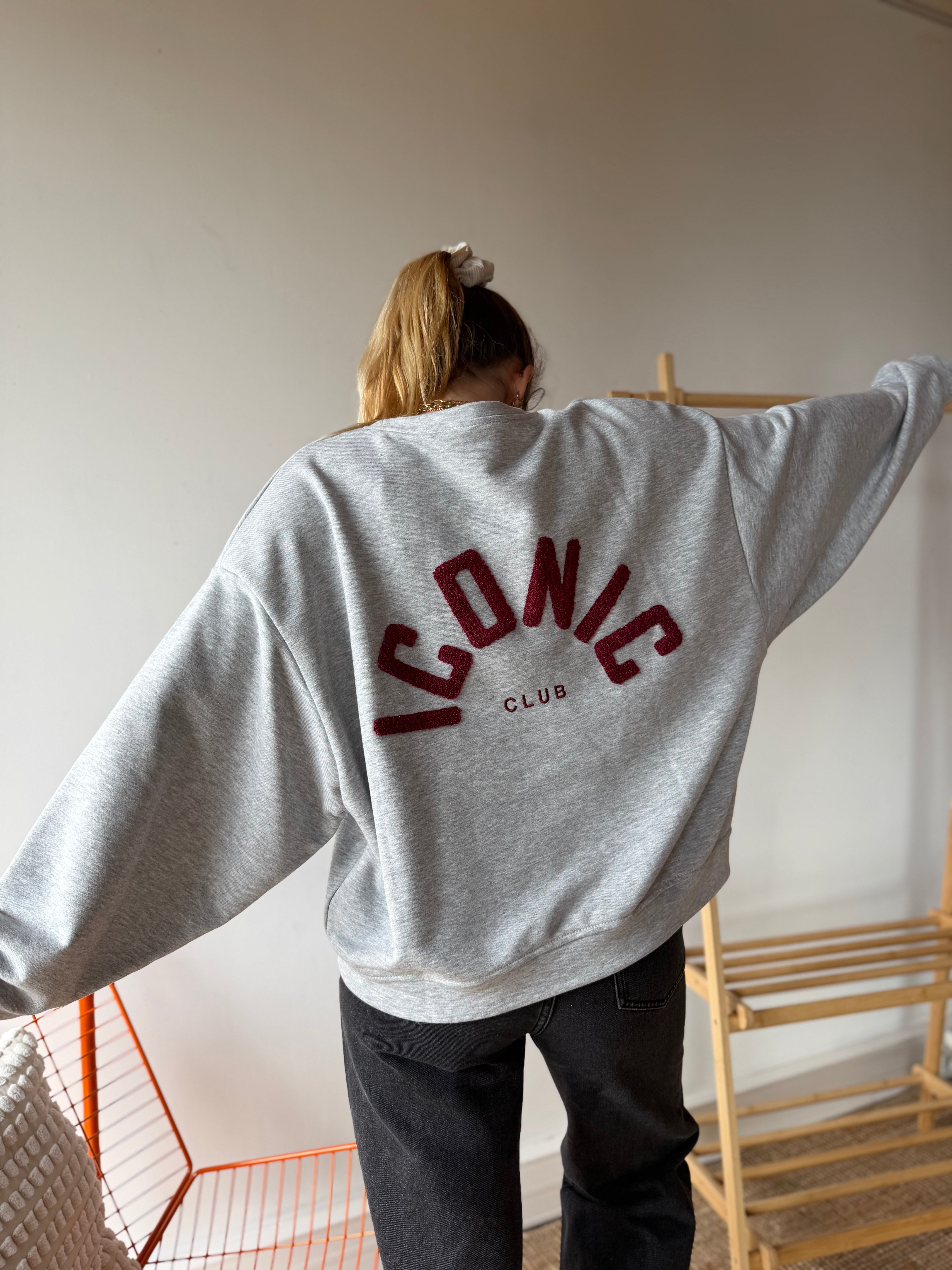 Sweat ICONIC CLUB Gris
