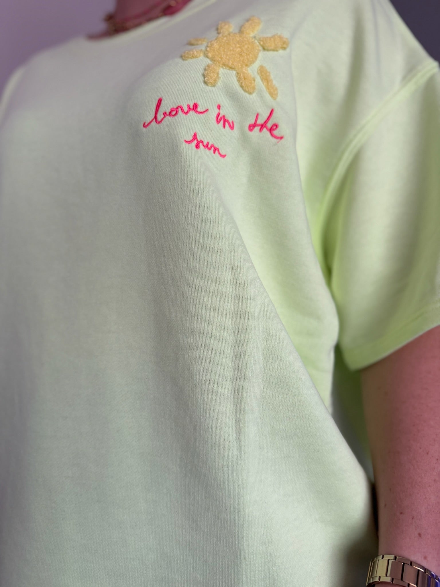 Sweat LOVE IN THE SUN Vert anis
