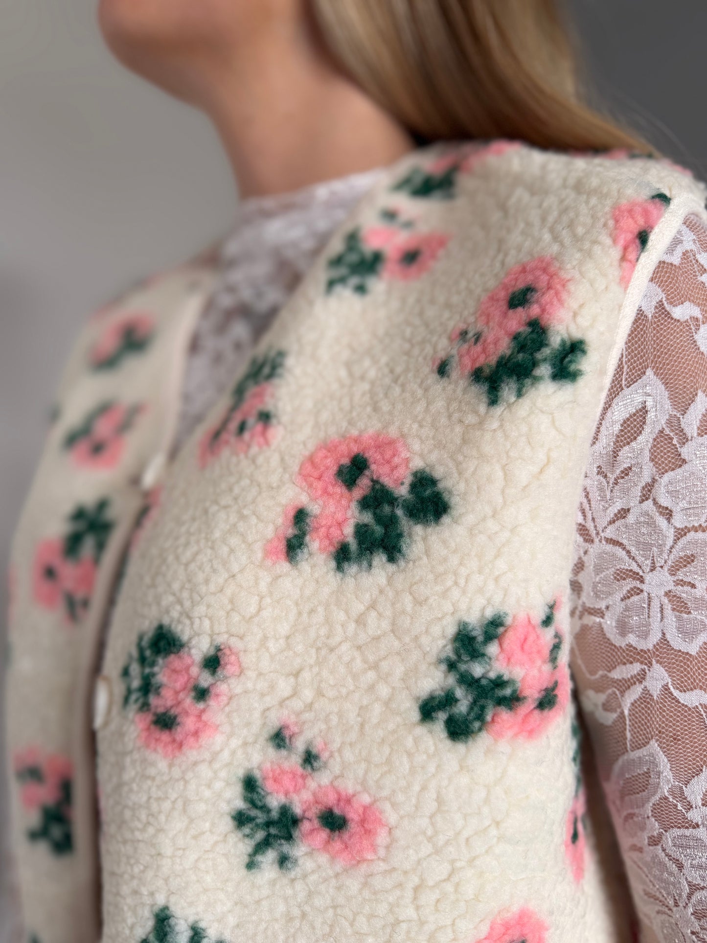 Veste sans manches FLEURS Rose