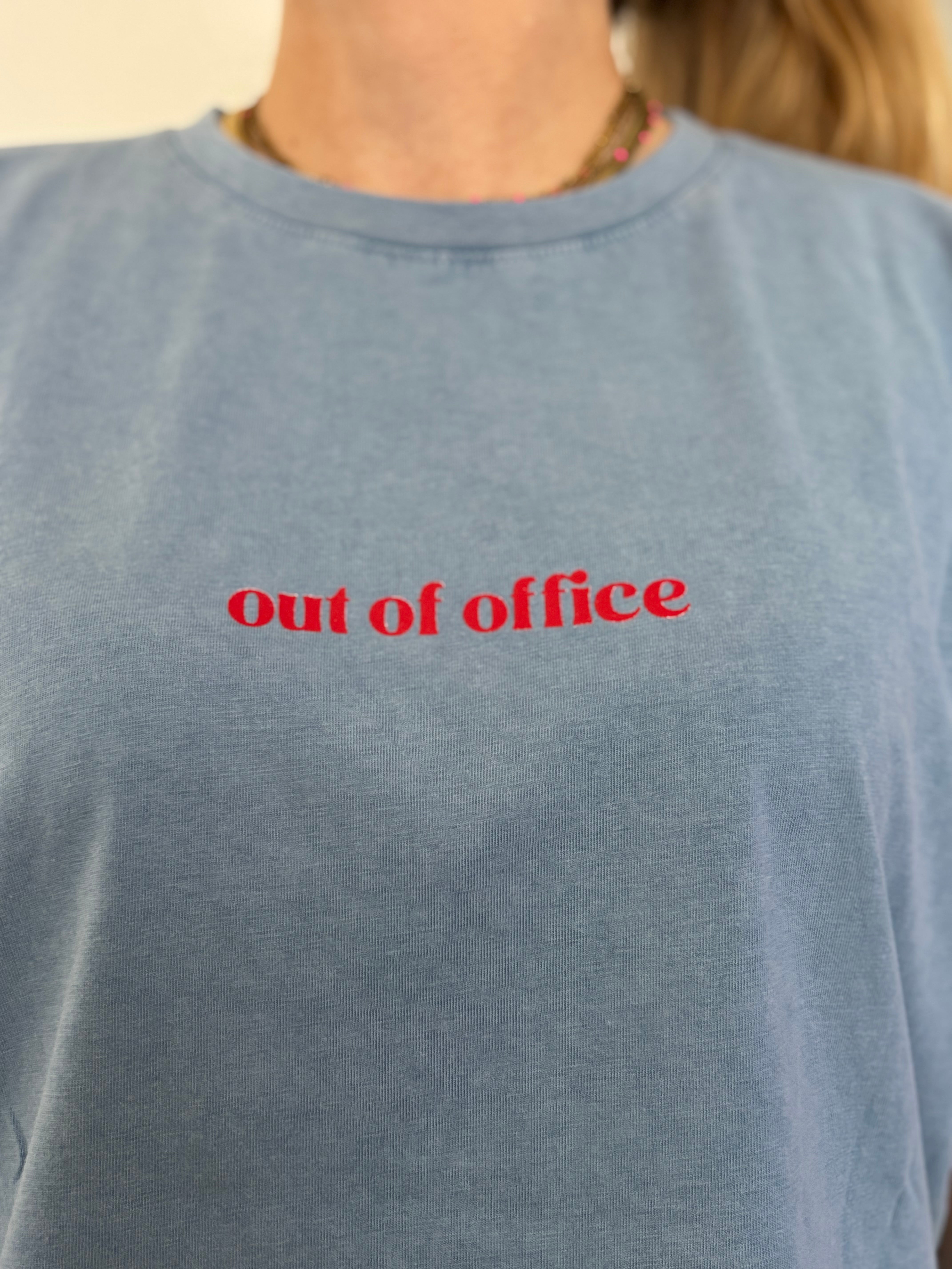 T-shirt OUT OF OFFICE Bleu •