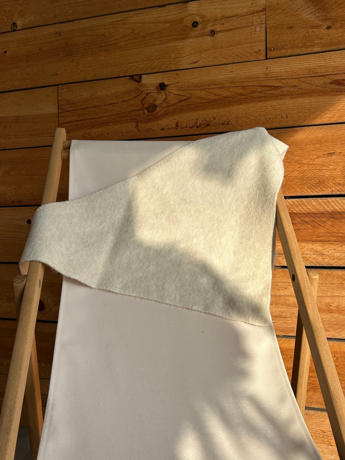 Écharpe triangle unie