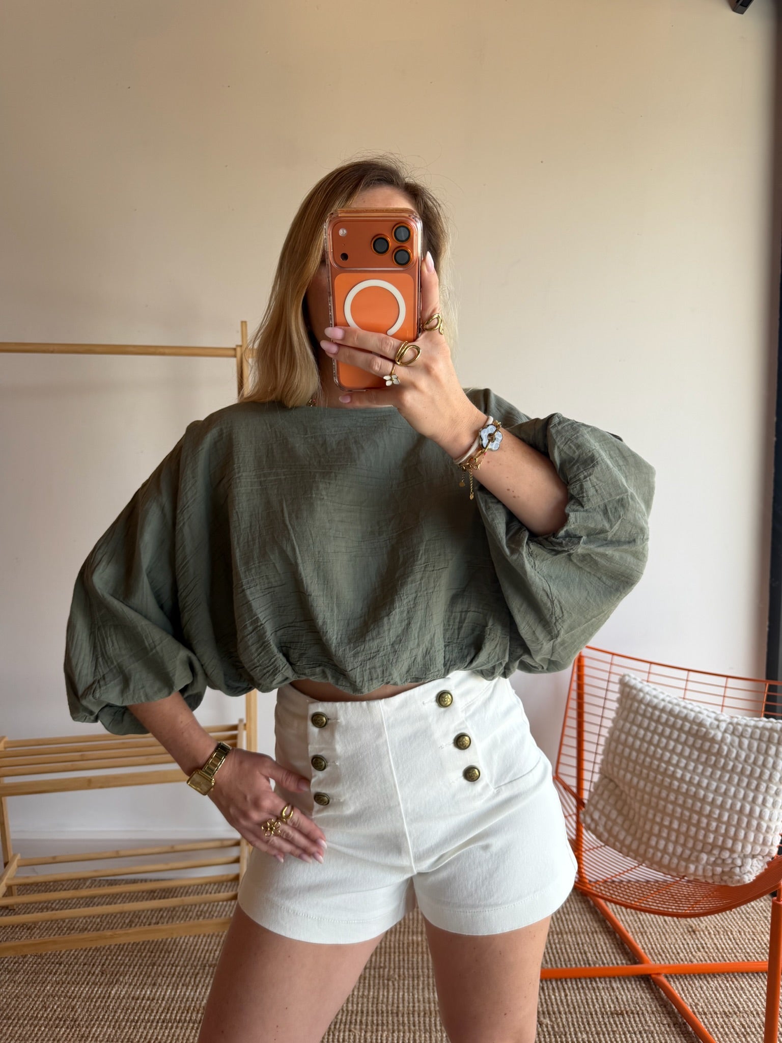 Top LISA Kaki