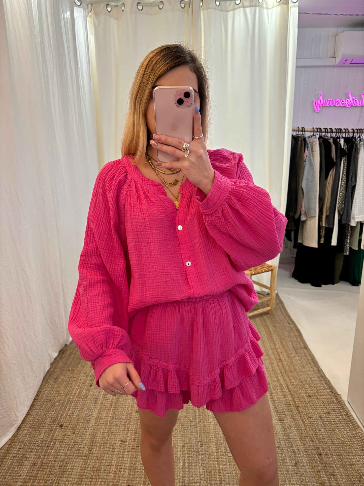 Short LYA Fushia